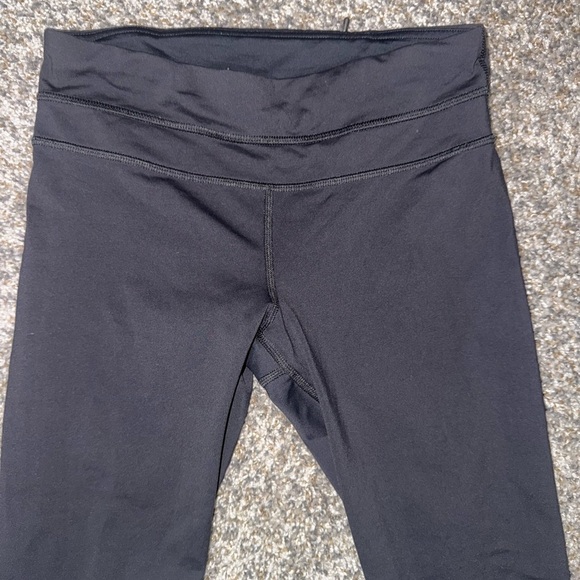 Lululemon Pace Rival Crop 22" size 4 low rise - Picture 8 of 11